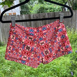 Wolven Threads High Waisted Short size medium